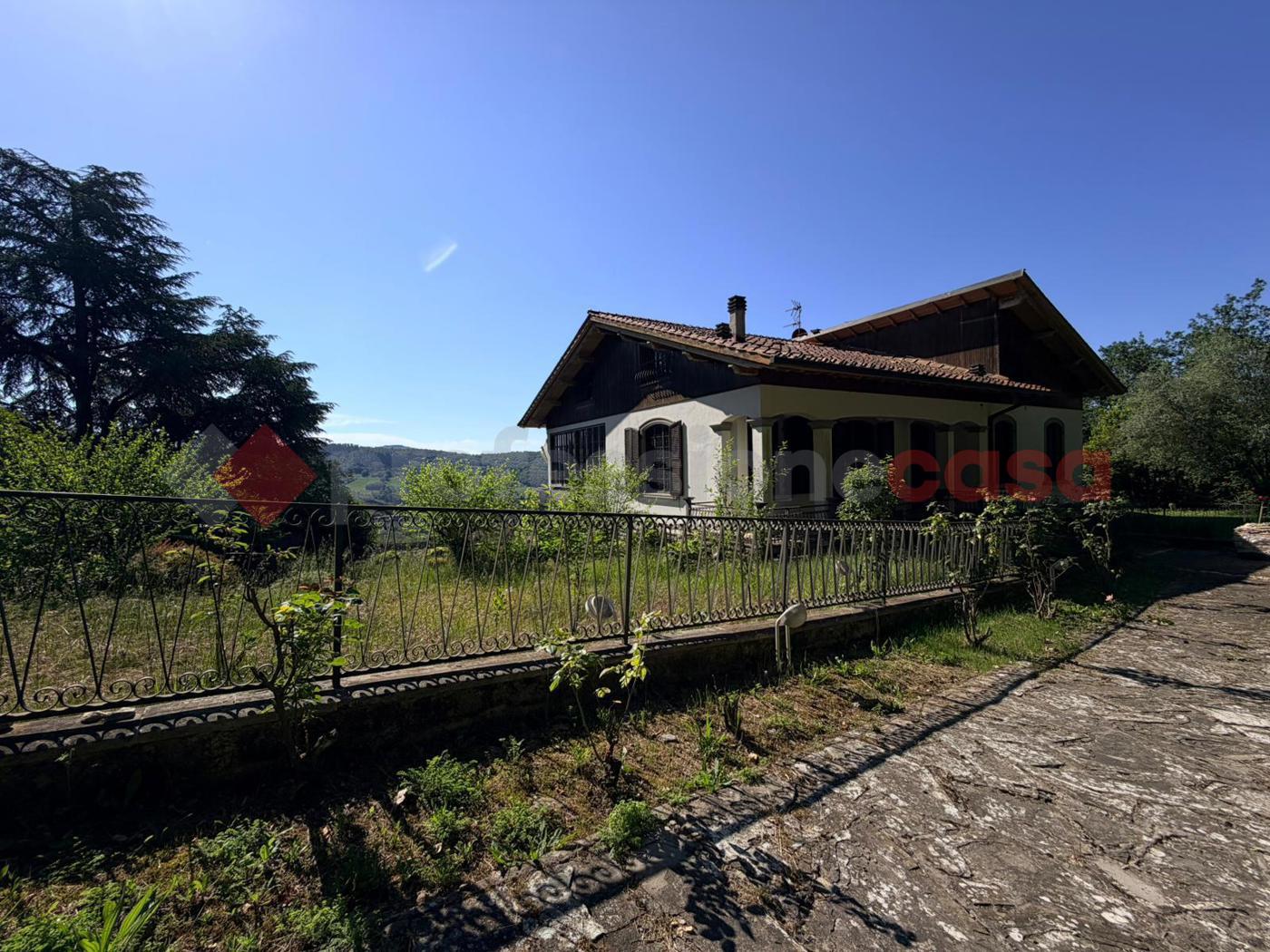 Villa Bifamiliare in vendita a Calenzano