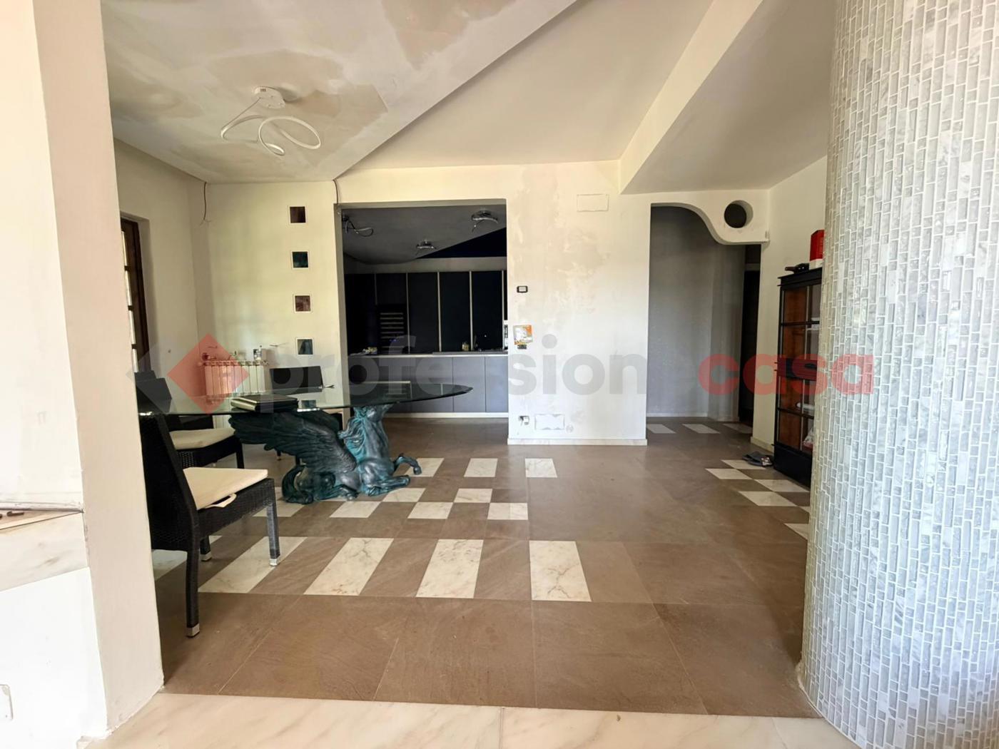 Villa Bifamiliare in vendita a Calenzano