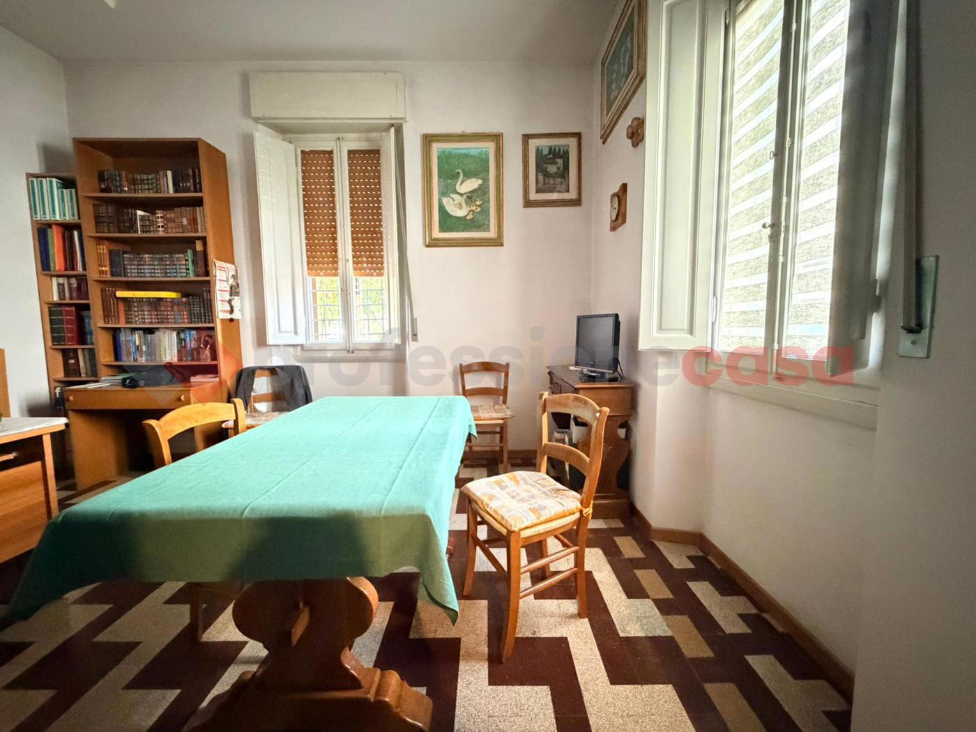 Casa indipendente con giardino a Prato