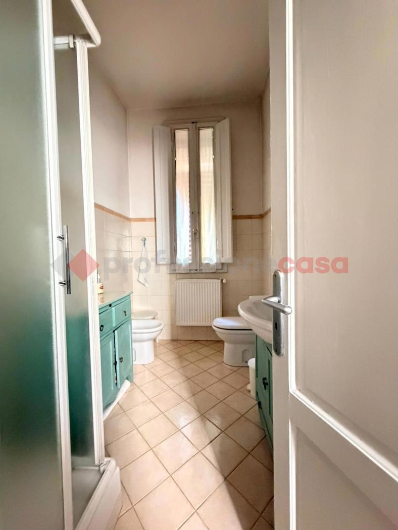 Casa indipendente con giardino a Prato