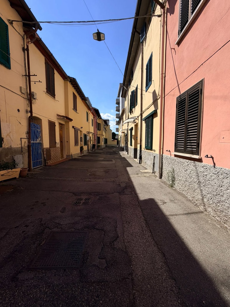 Casa indipendente in vendita a Prato