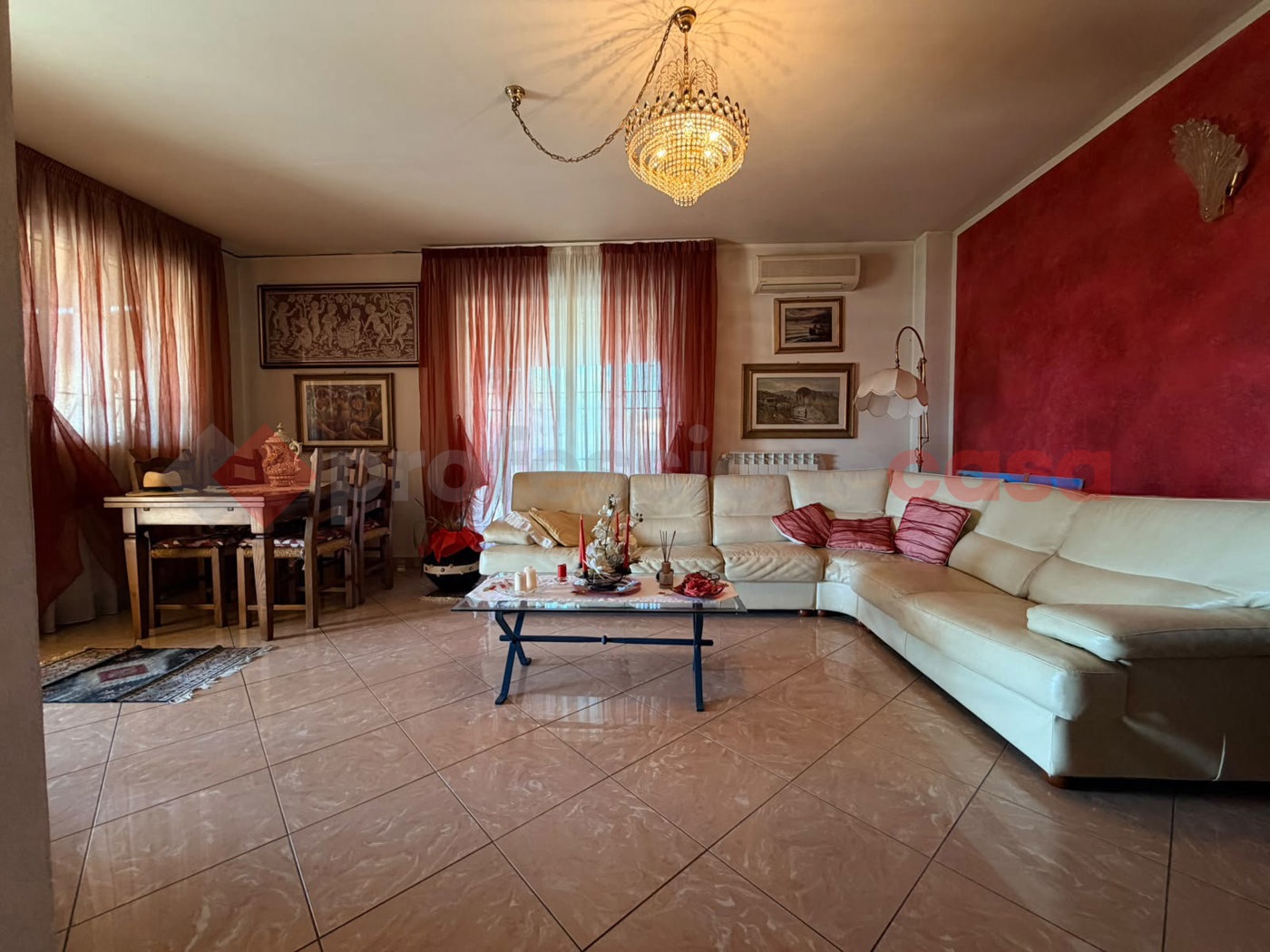 Casa indipendente in vendita a Poggio a Caiano