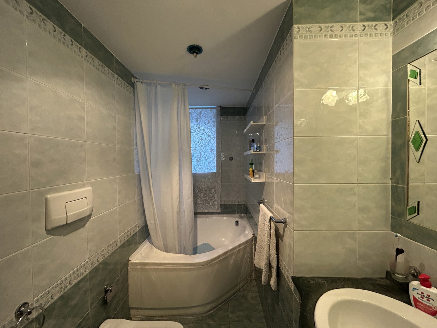 Bilocale arredato in affitto a Napoli