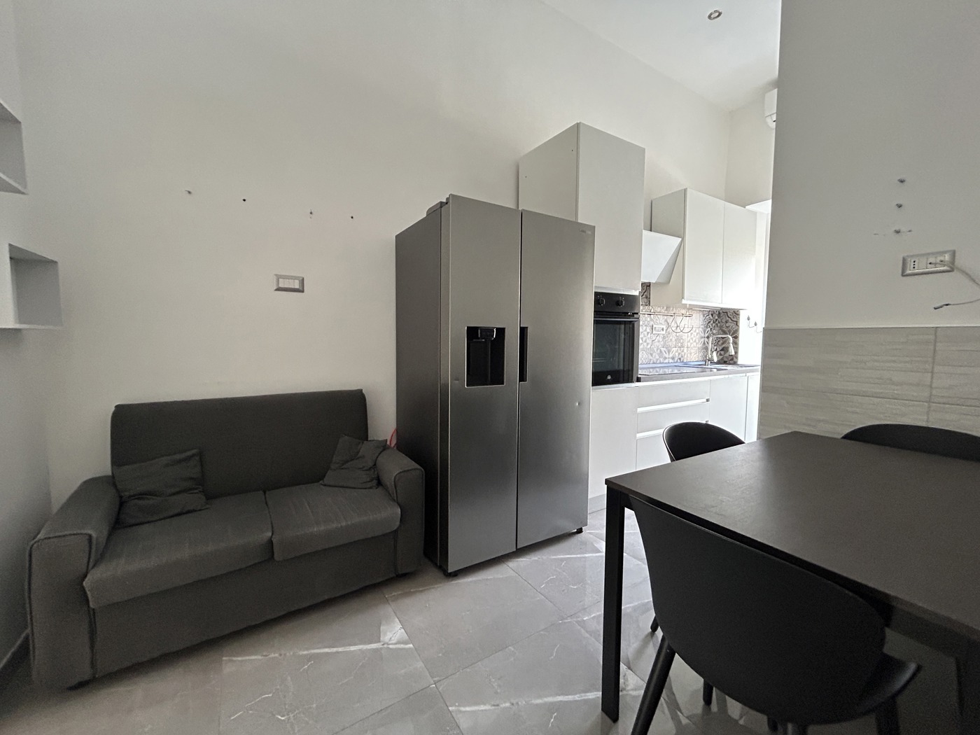 Bilocale arredato in affitto a Napoli