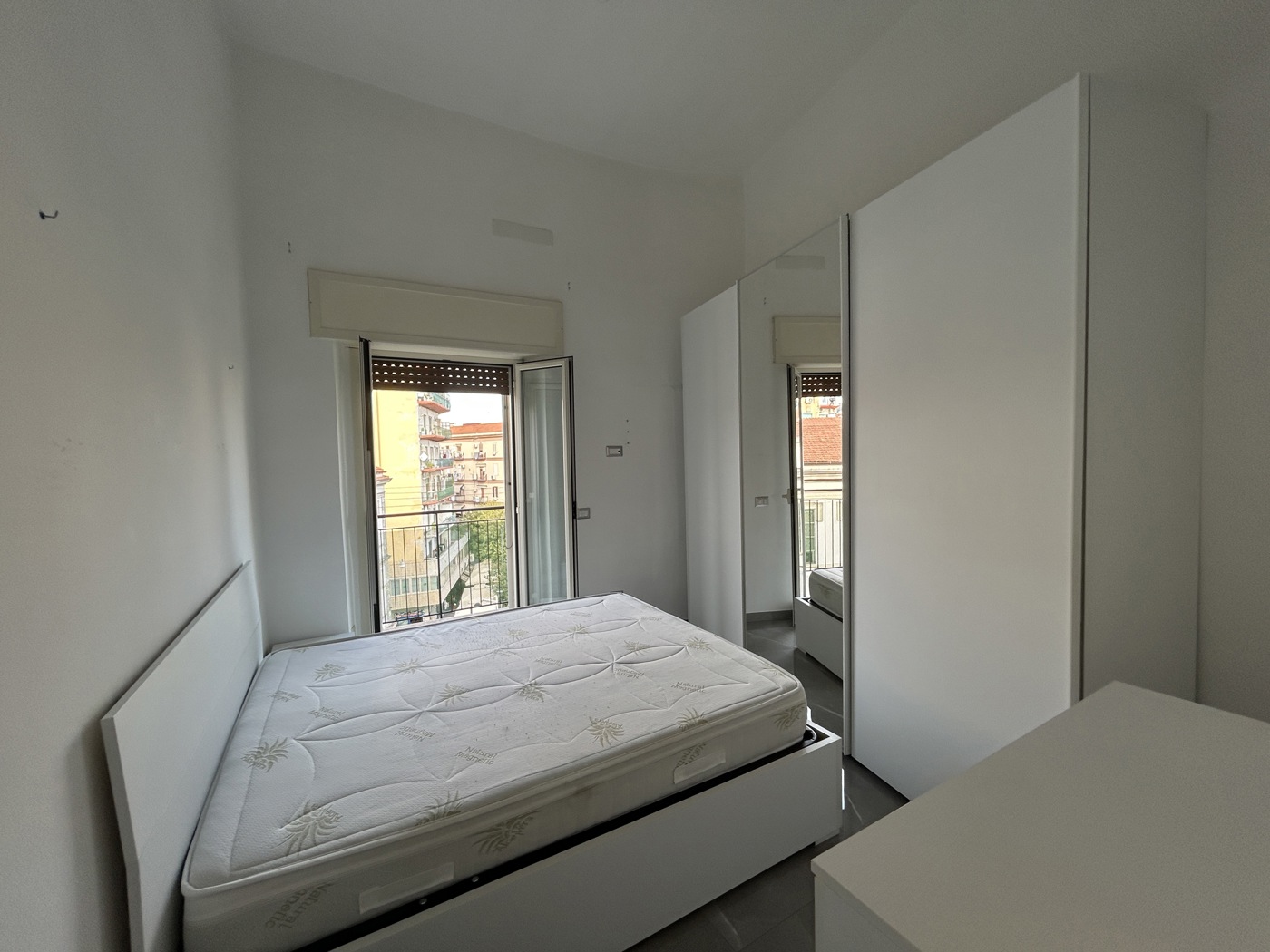 Bilocale arredato in affitto a Napoli