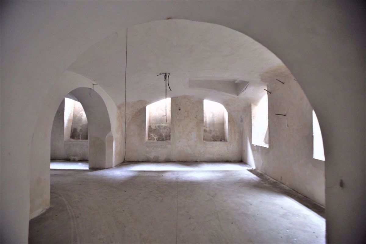 Magazzino in vendita a Napoli