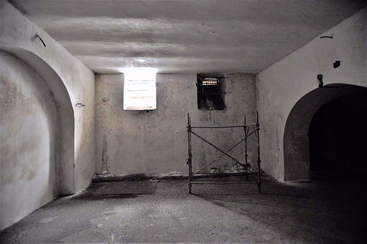 Magazzino in vendita a Napoli