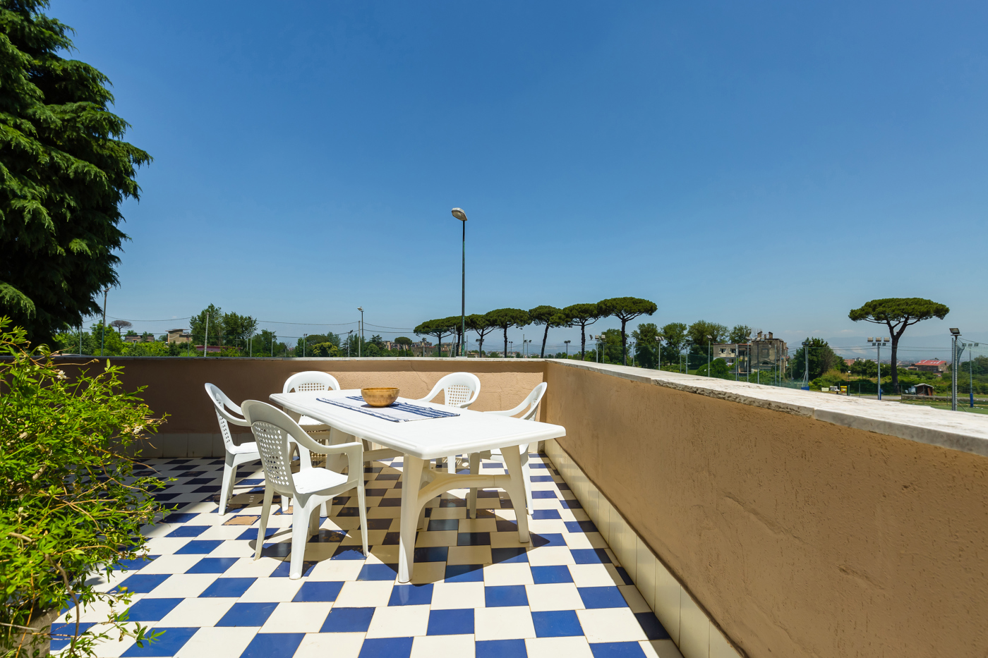 Appartamento arredato in affitto a Napoli