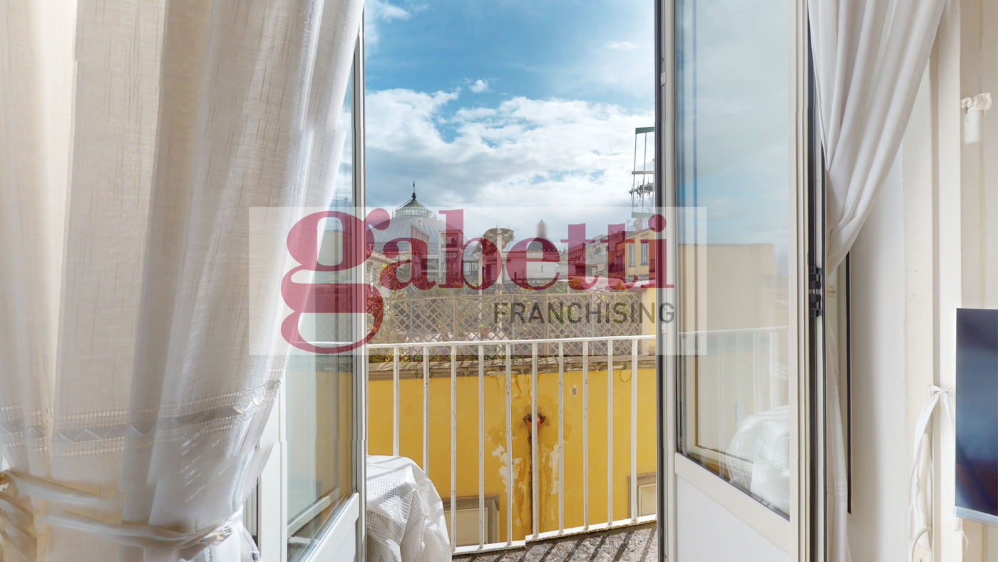 Appartamento da ristrutturare a Napoli