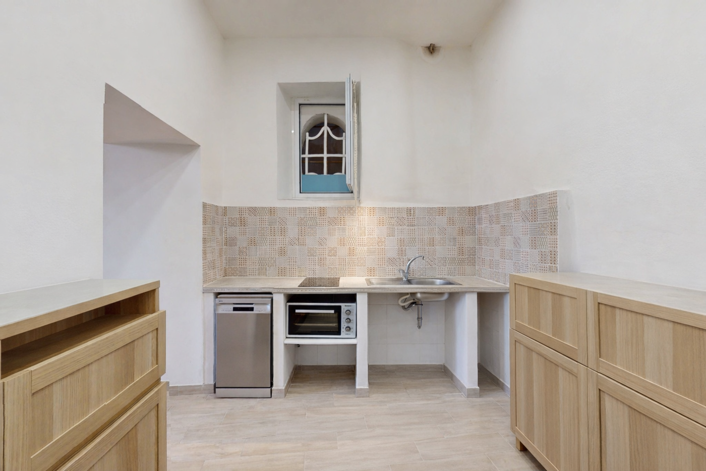 Bilocale ristrutturato a Napoli