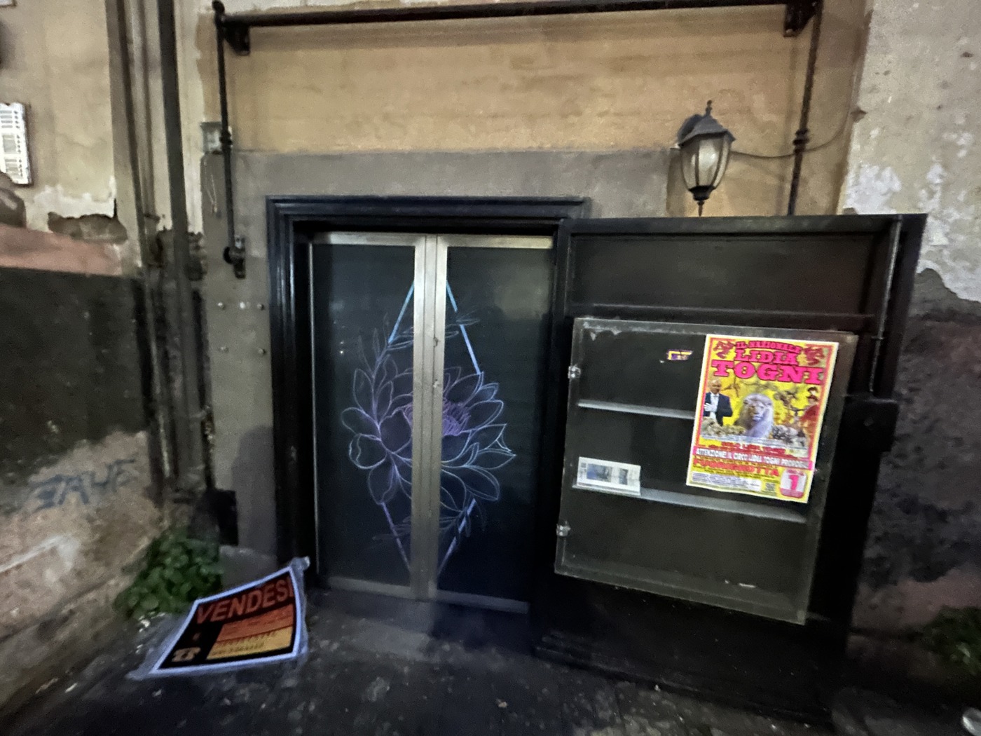 Negozio in vendita a Napoli