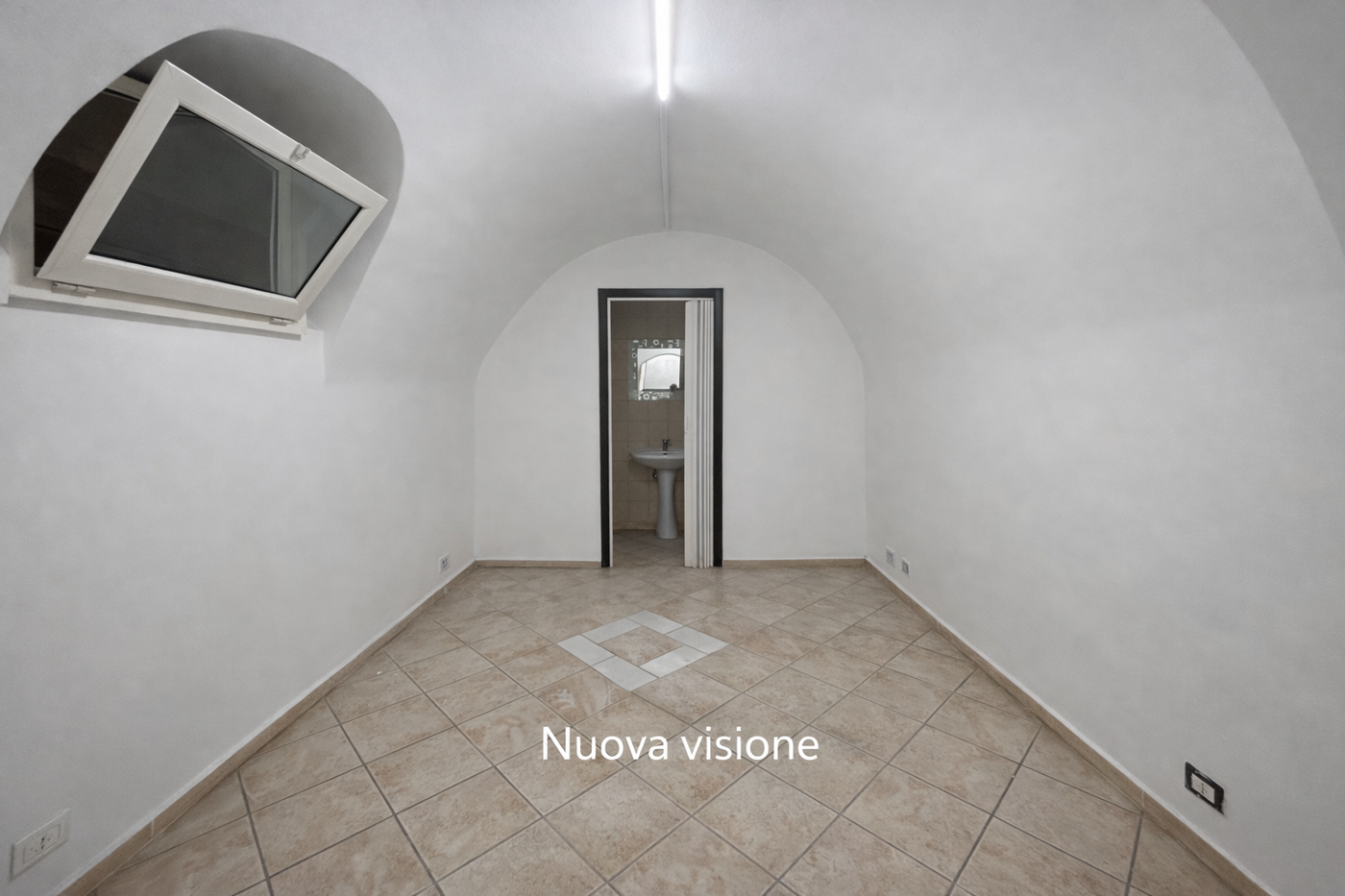 Negozio in vendita a Napoli