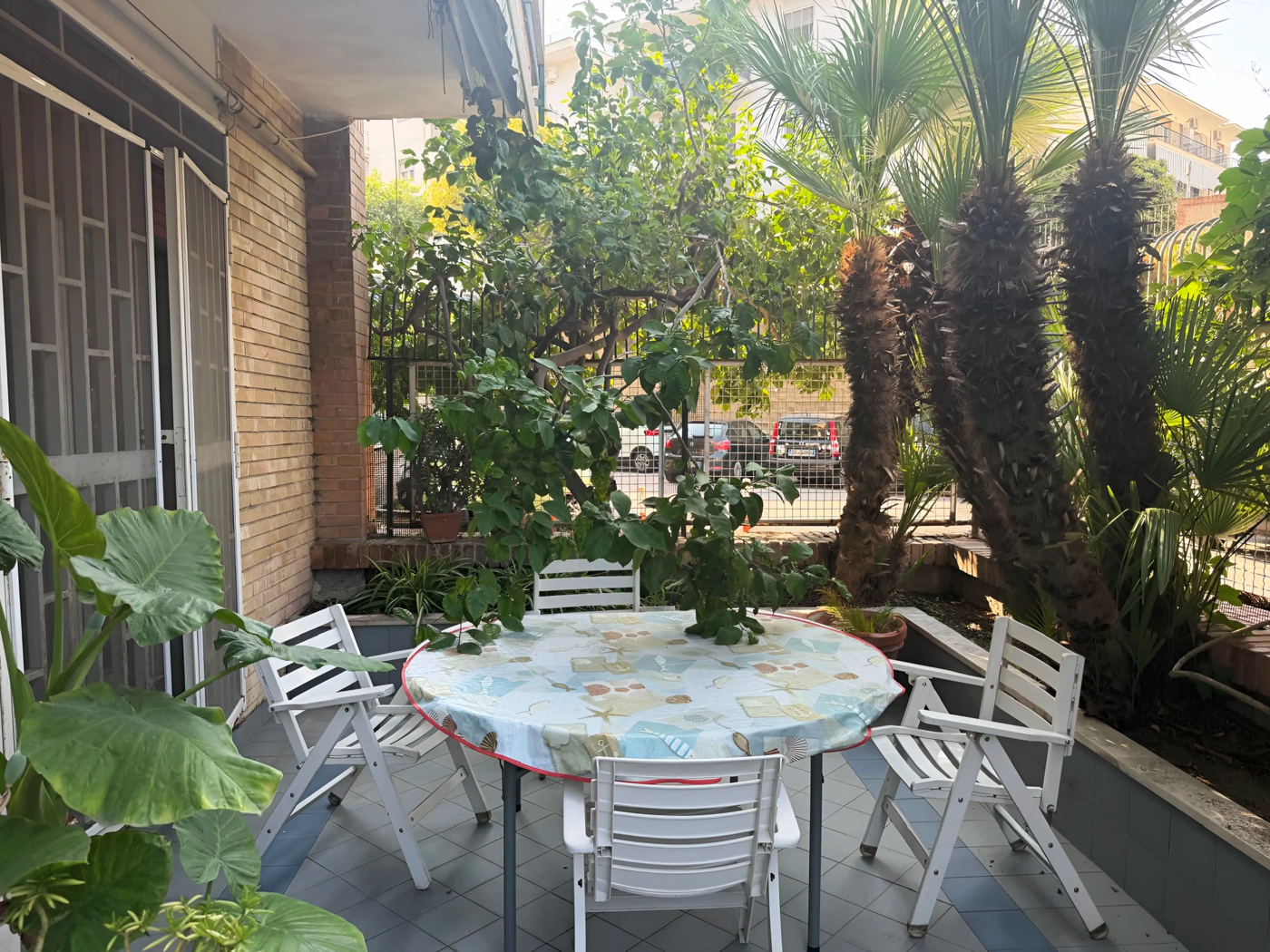 Trilocale da ristrutturare a Napoli