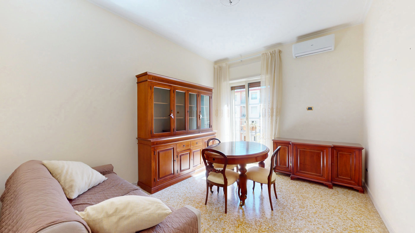 Trilocale classe A1 a Napoli