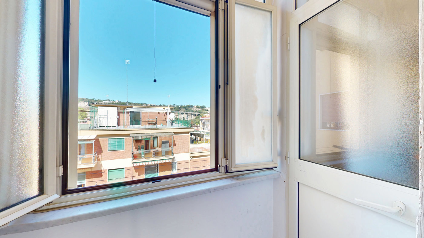 Trilocale classe A1 a Napoli