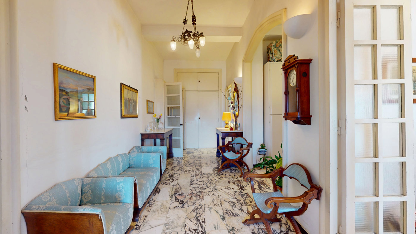 Appartamento da ristrutturare a Napoli