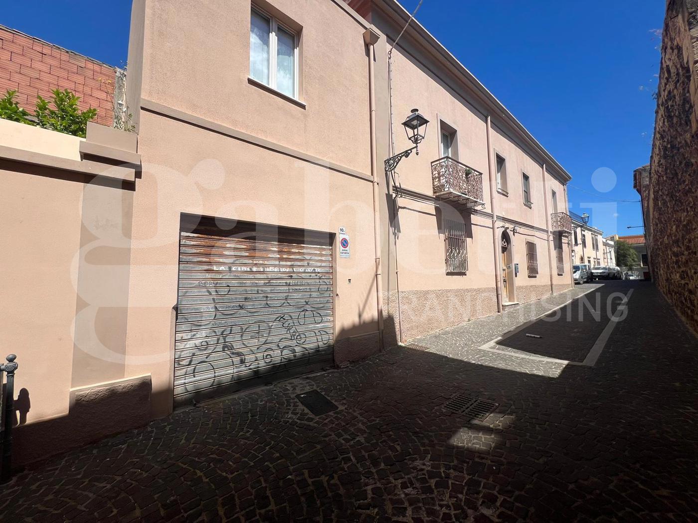 Quadrilocale con giardino a Oristano