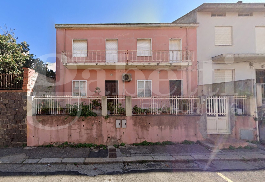 Casa indipendente con giardino a Oristano