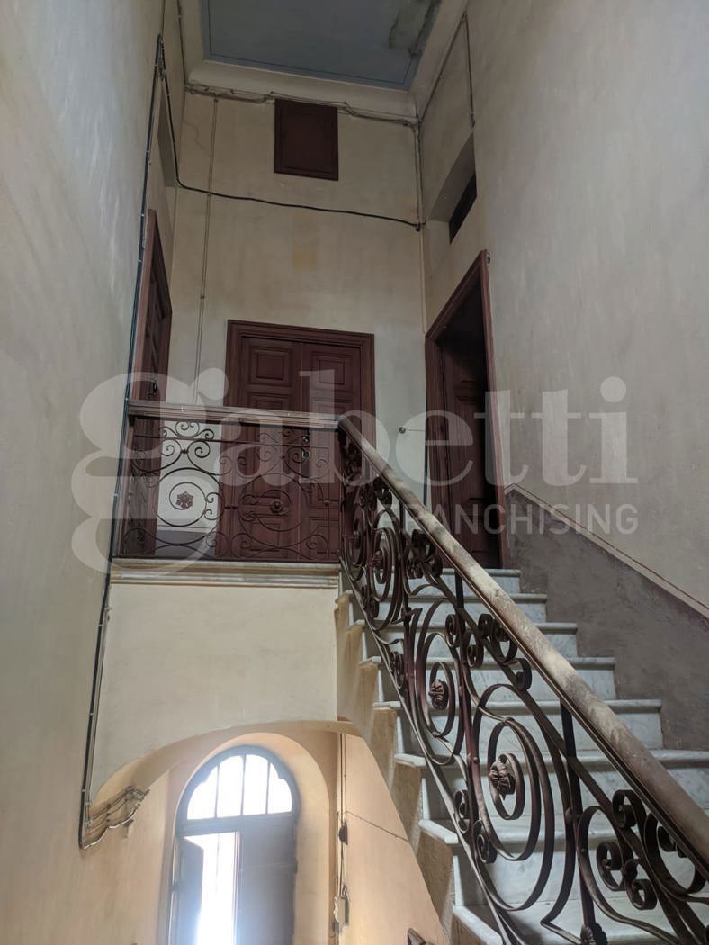 Stabile/Palazzo in vendita a Oristano