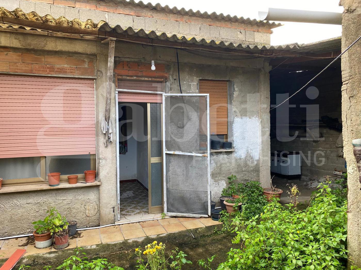 Casa indipendente con giardino a Oristano