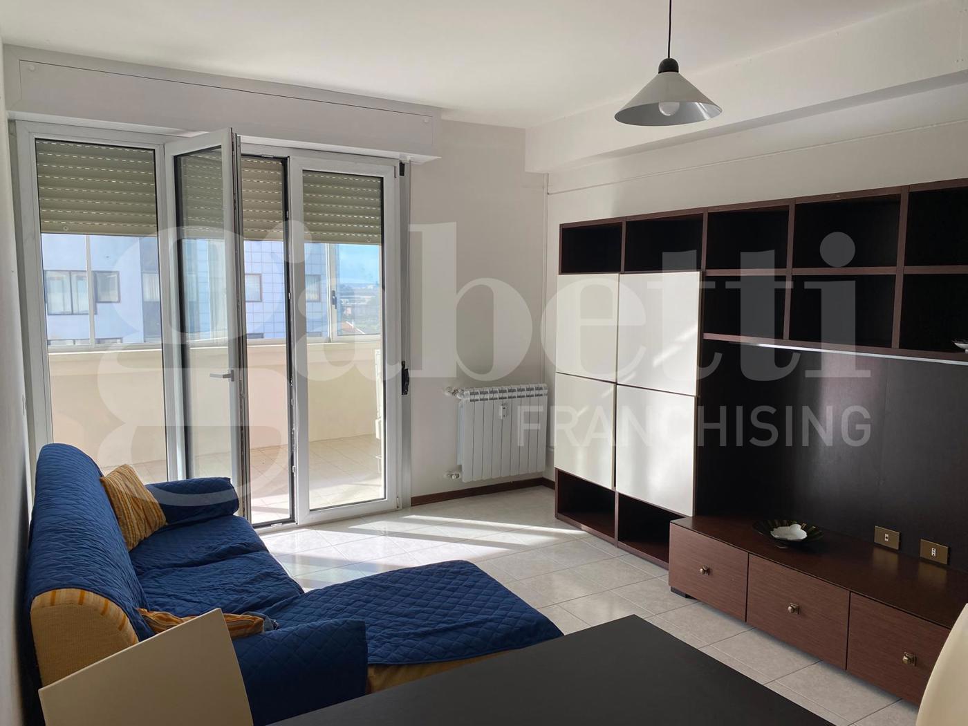 Trilocale arredato in affitto a Oristano