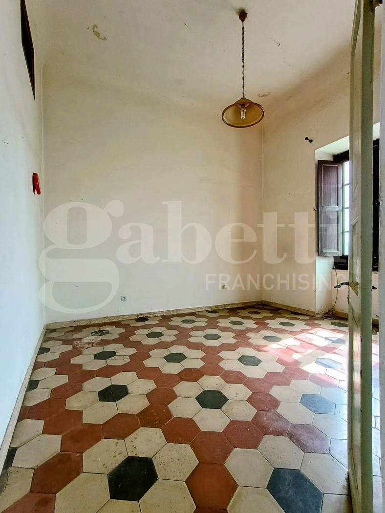 Quadrilocale da ristrutturare a Oristano