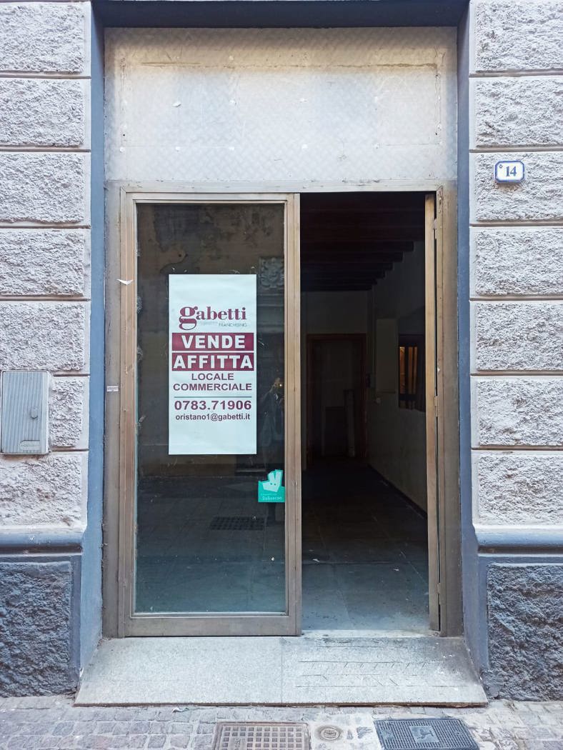 Negozio in affitto a Oristano