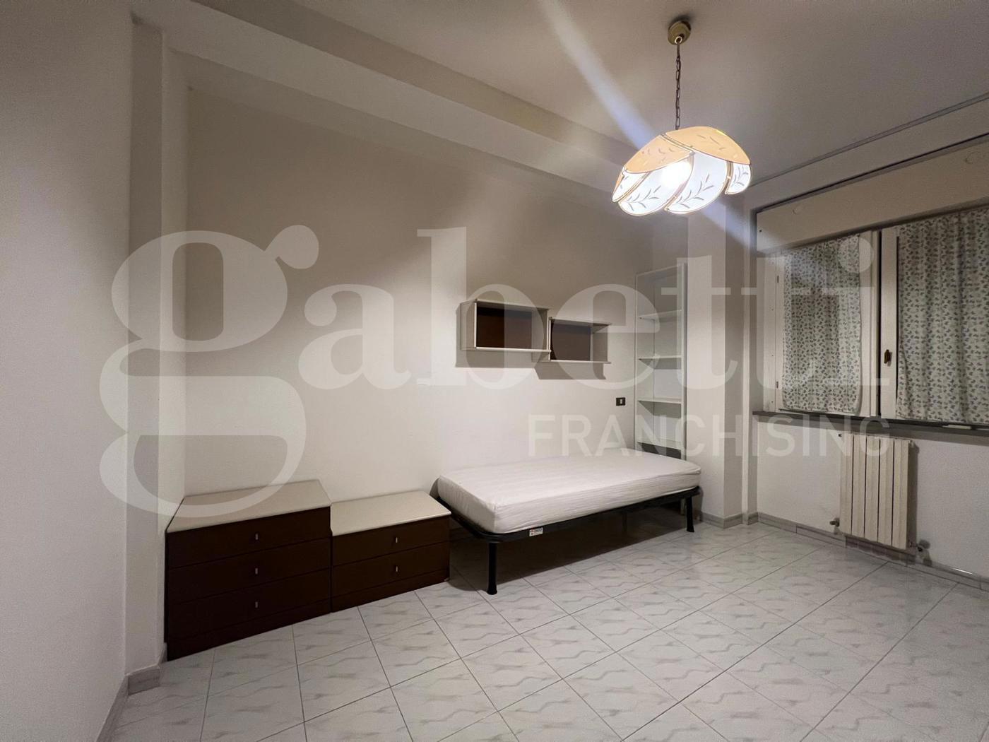 Trilocale arredato in affitto a Oristano