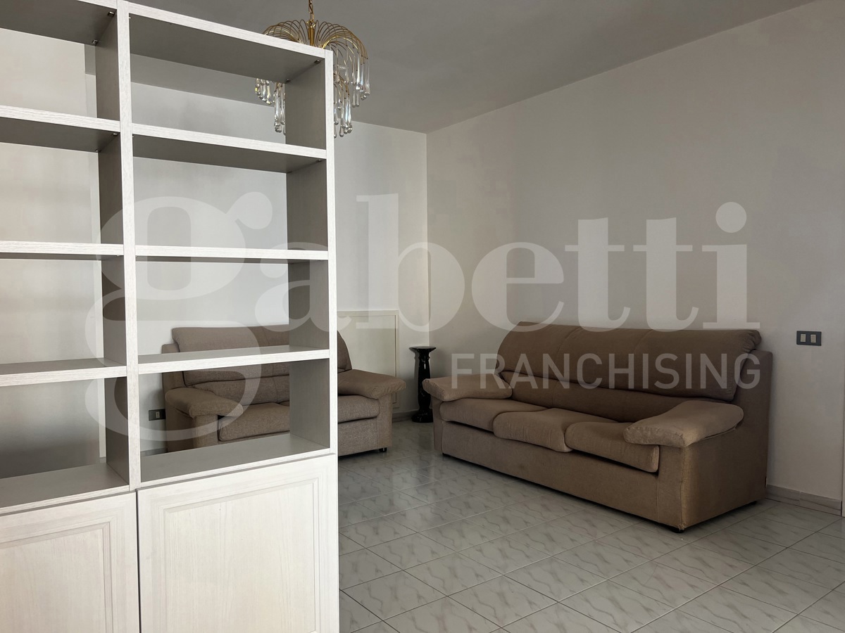 Trilocale arredato in affitto a Oristano