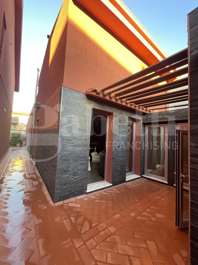 Casa indipendente con giardino a Terralba