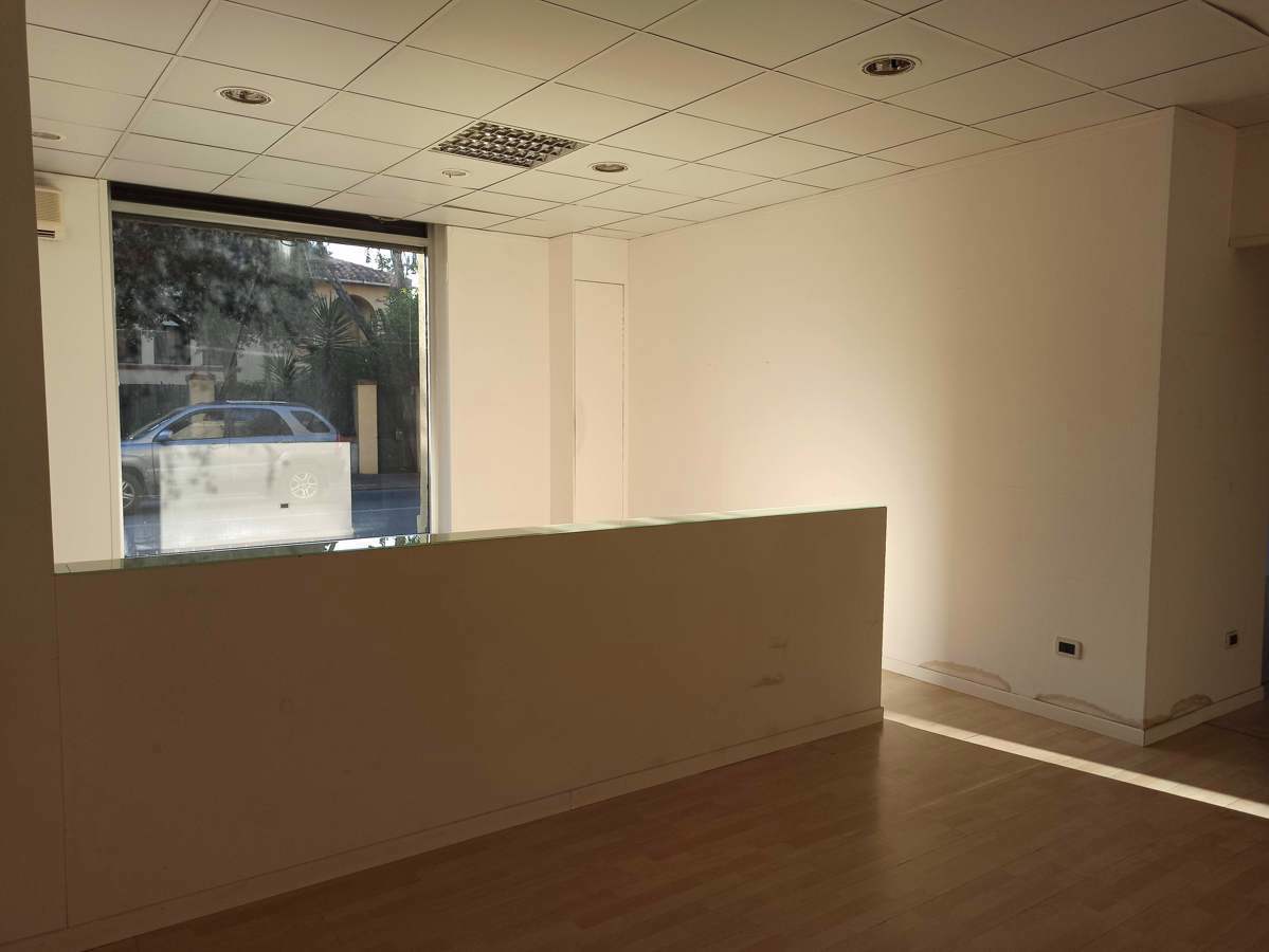 Negozio in vendita a Oristano