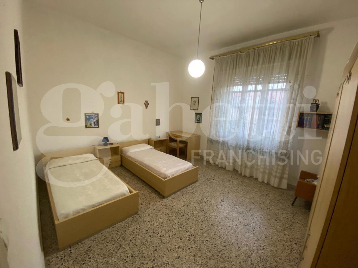 Trilocale da ristrutturare a Oristano