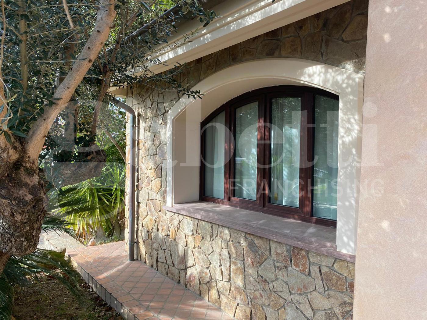 Villa in vendita a Santa Giusta