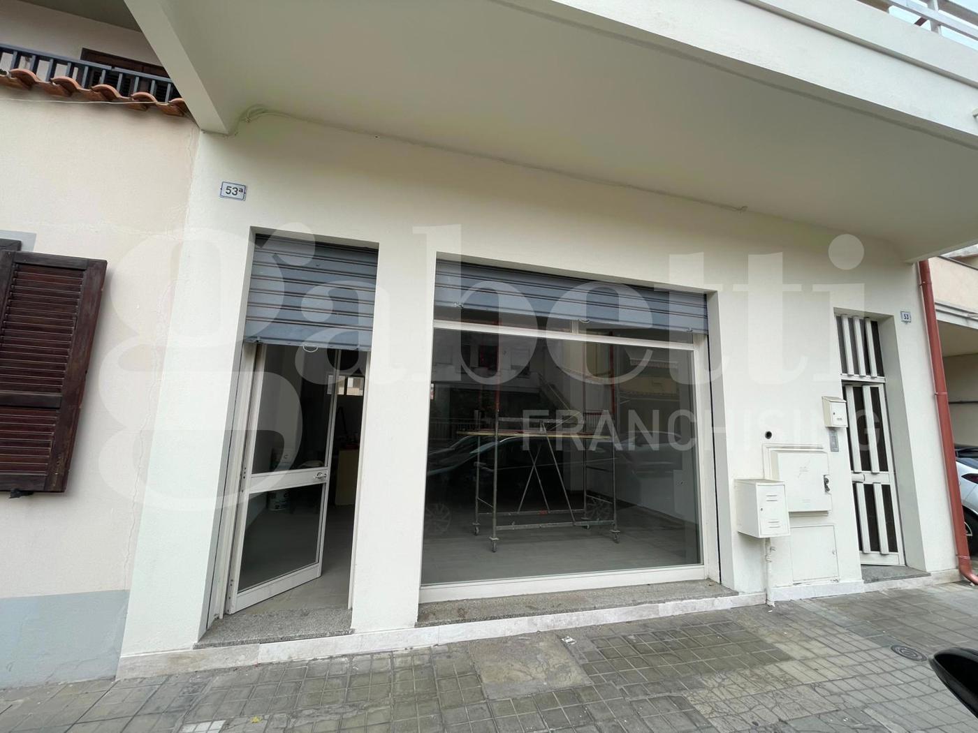 Negozio in affitto a Oristano