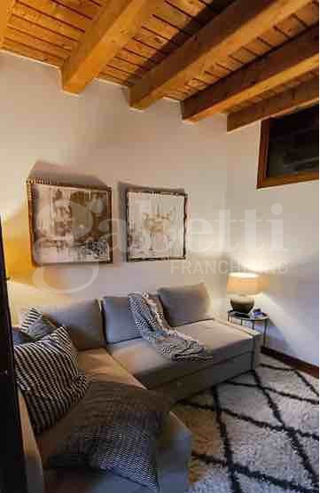 Appartamento arredato in affitto a Pescantina