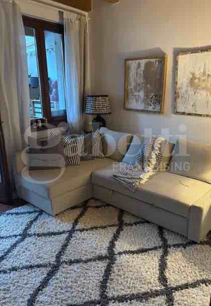 Appartamento arredato in affitto a Pescantina