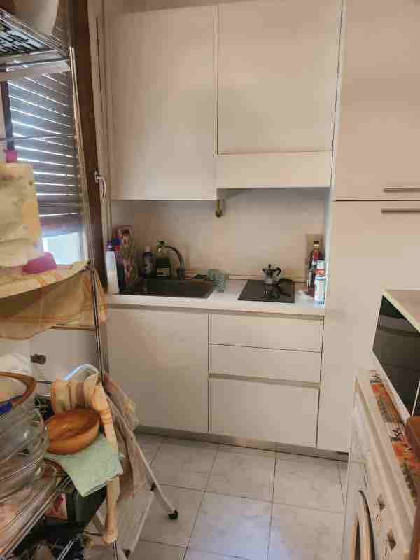 Trilocale arredato in affitto a Verona