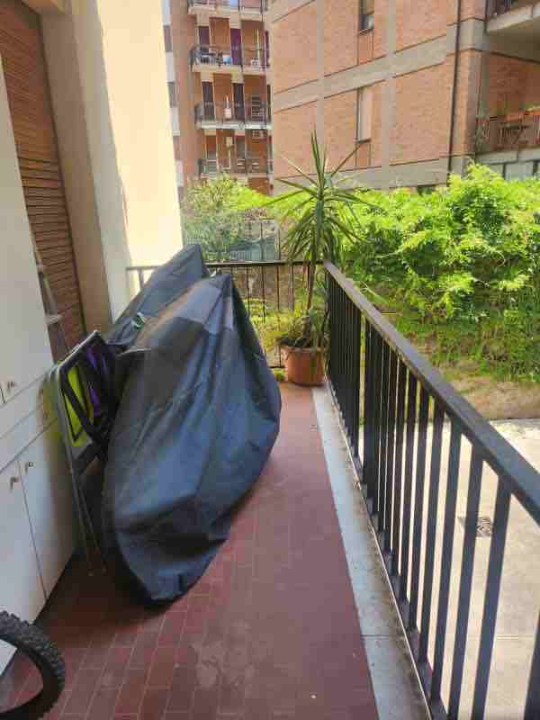 Trilocale arredato in affitto a Verona