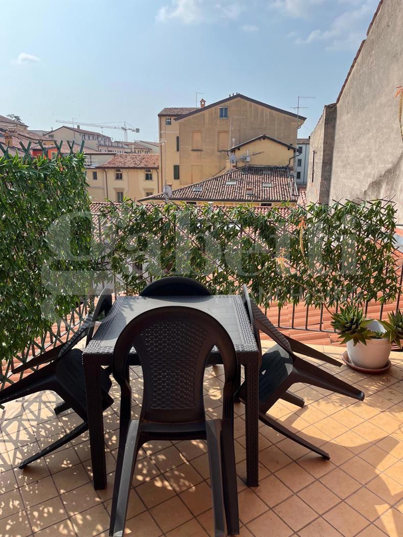Bilocale arredato in affitto a Verona