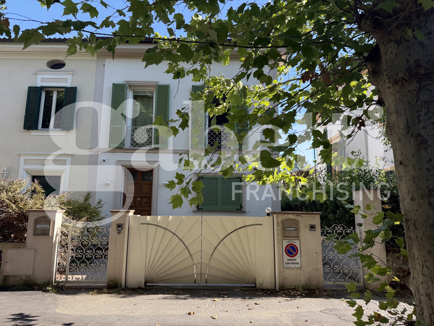 Casa indipendente con giardino a Pontedera