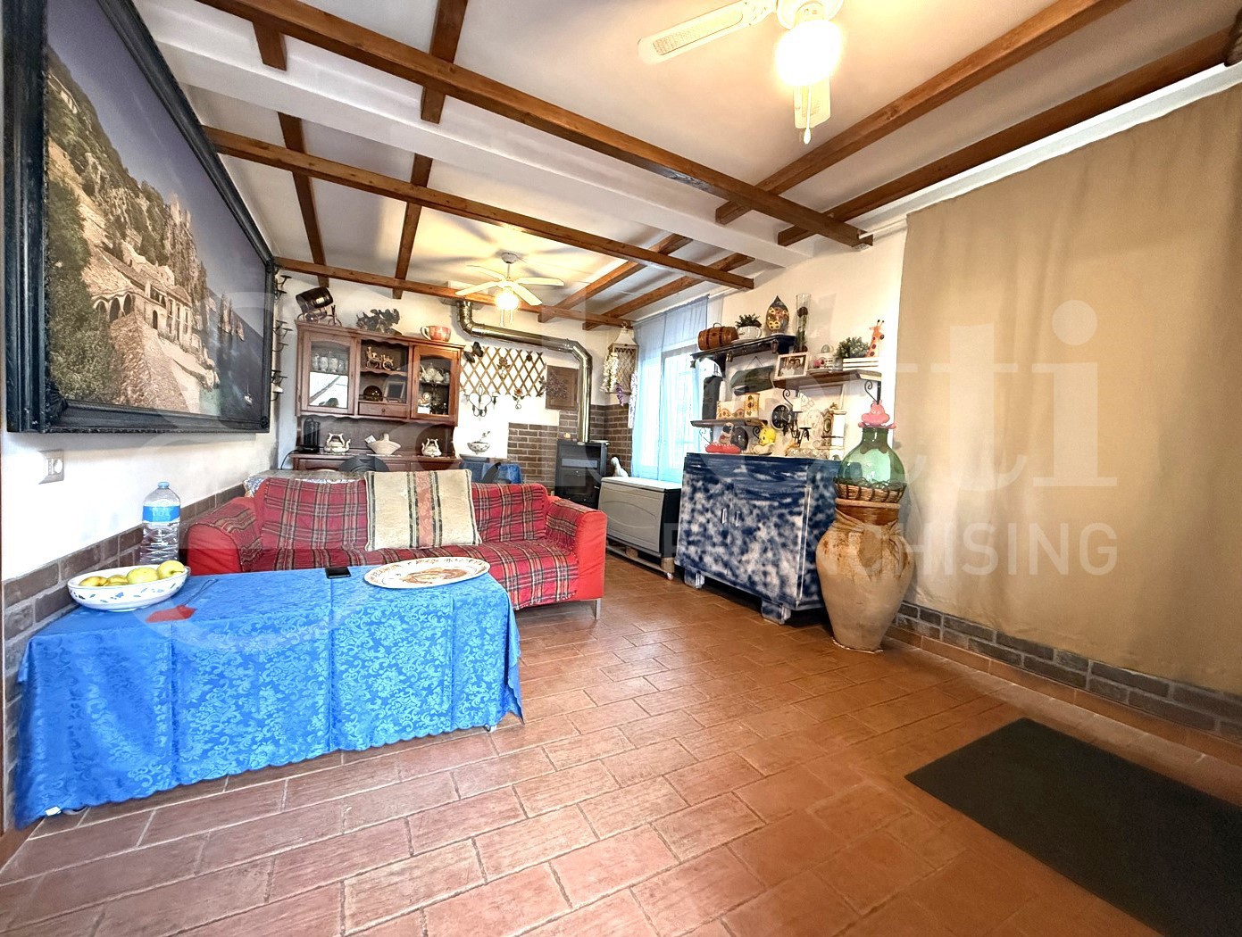 Casa indipendente con giardino a Terricciola