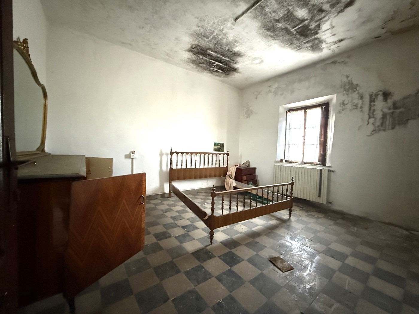 Casa indipendente con giardino a Pontedera