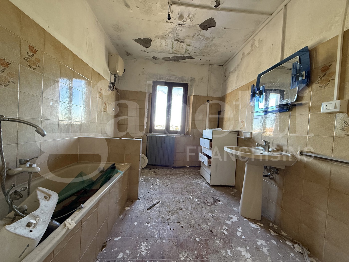 Casa indipendente con giardino a Pontedera