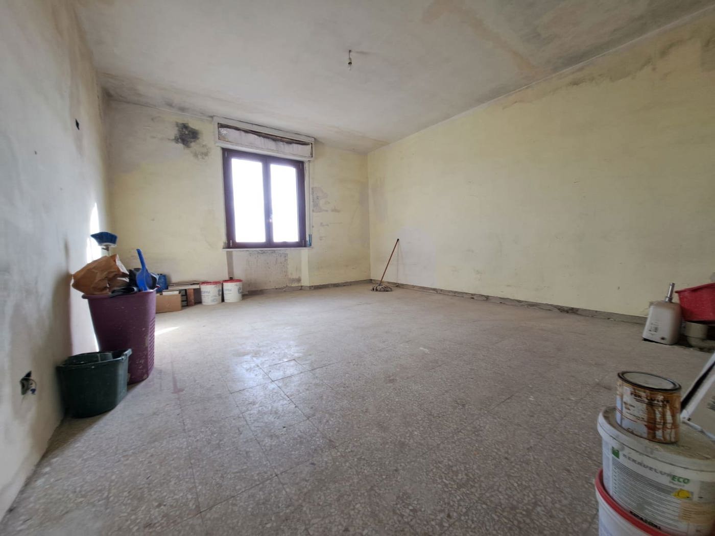 Quadrilocale con box a Pontedera