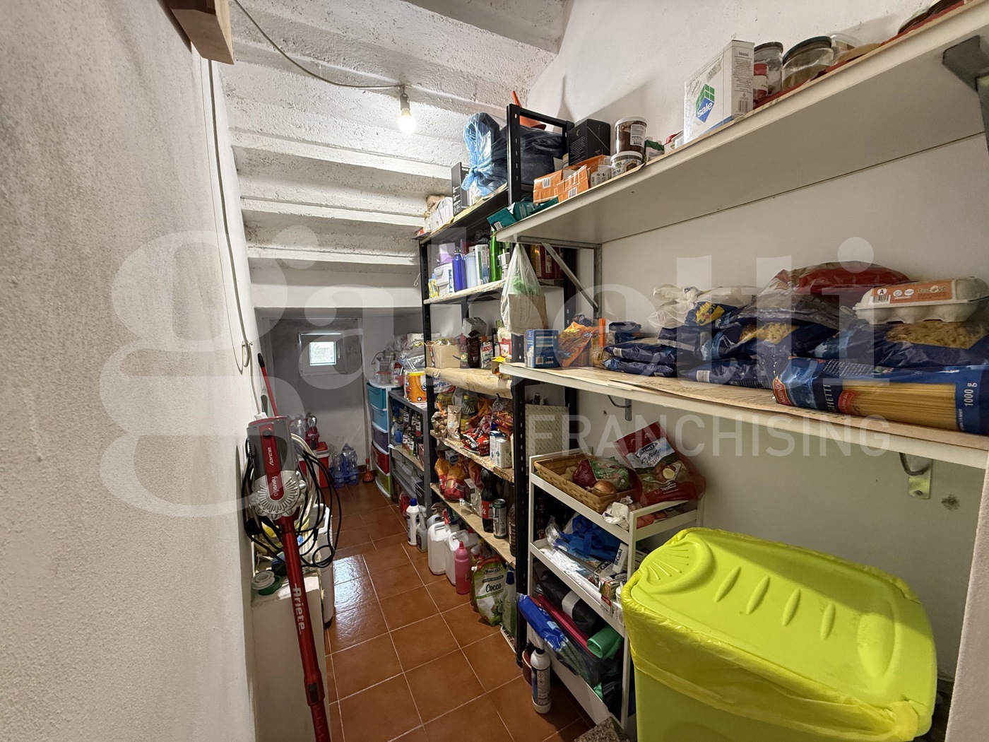 Trilocale con giardino a Pontedera