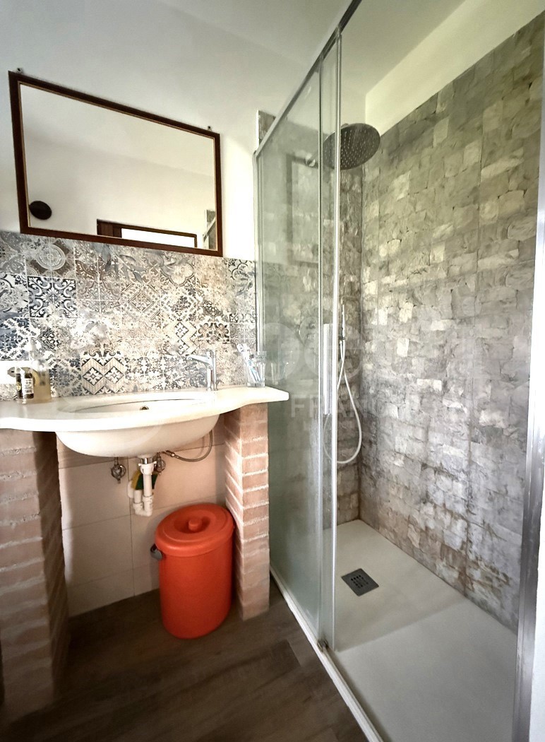 Casa indipendente con giardino a Terricciola