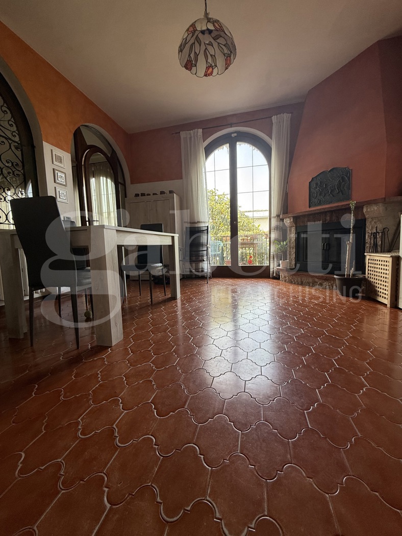 Casa indipendente con giardino a Calcinaia