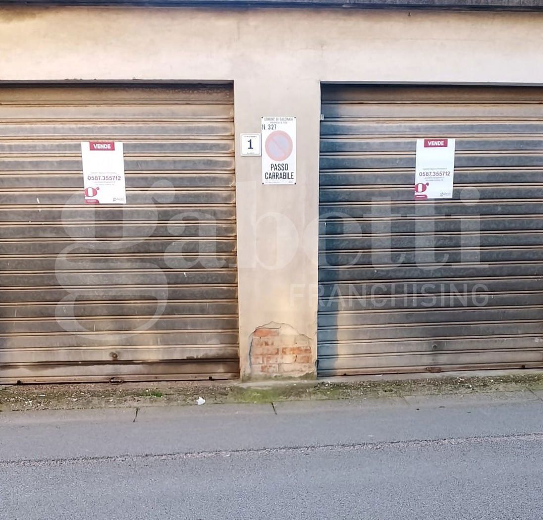 Box/Garage 22mq in vendita a Calcinaia