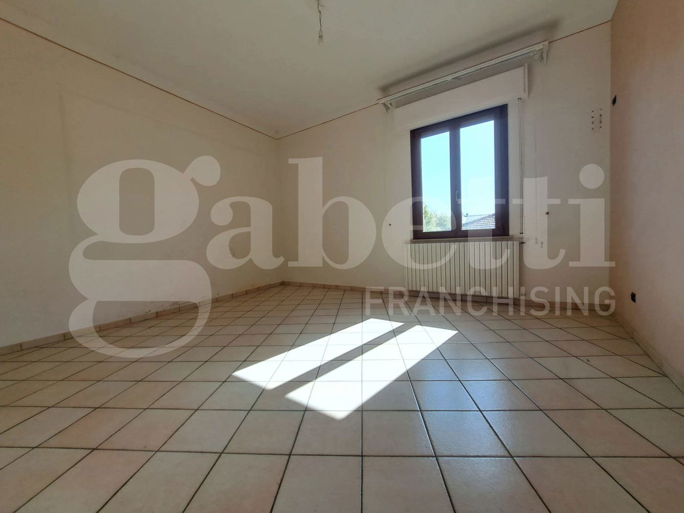 Quadrilocale in vendita a Pontedera