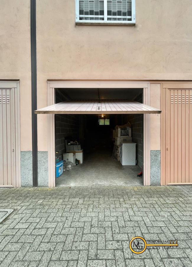 Box/Garage 29mq in vendita a Vignate